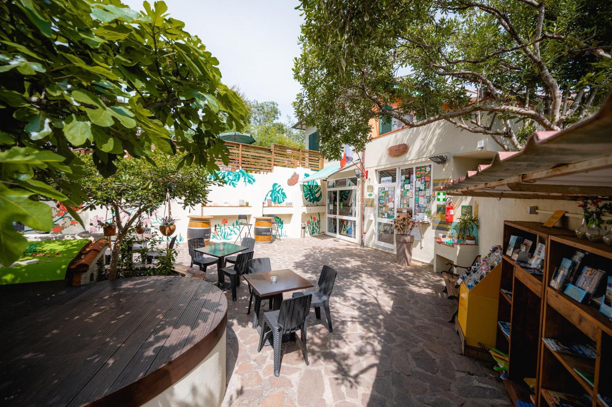 Glamping At Elba Glamping Lacona