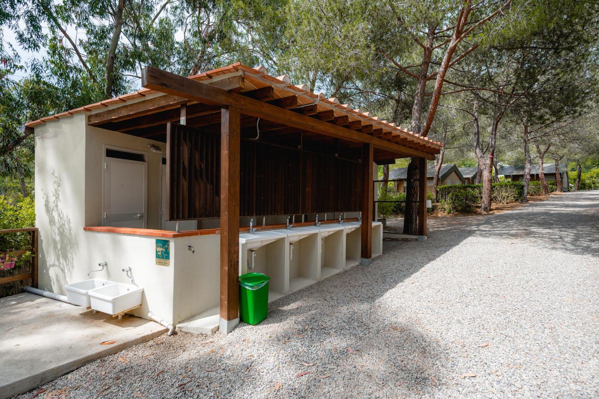 Glamping At Elba * Lacona
